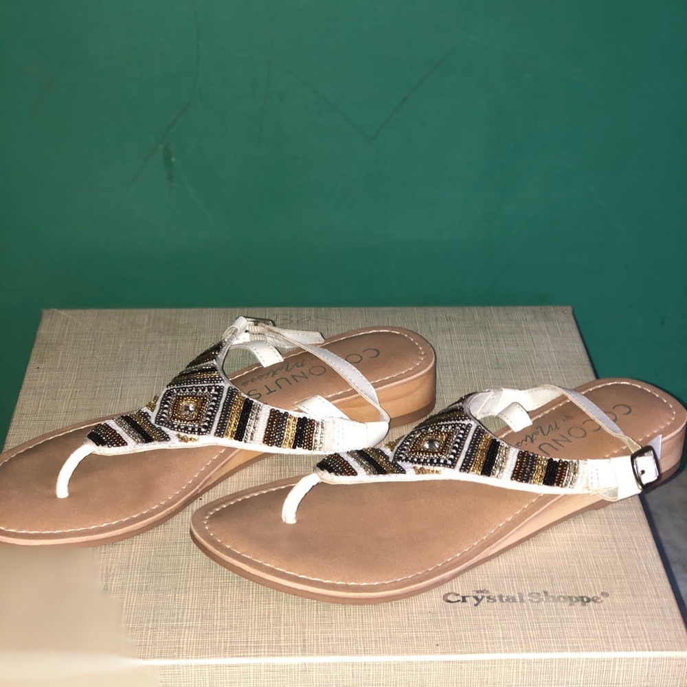 Sandals - Picture 4 of 5